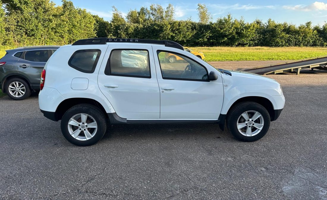 b4da180a-9de2-4f1f-aecb-fc43ad02cd5e