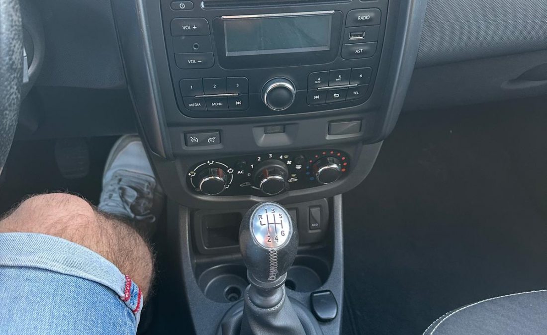 c58dbc6e-59e9-4811-89b9-69ad26d7e992