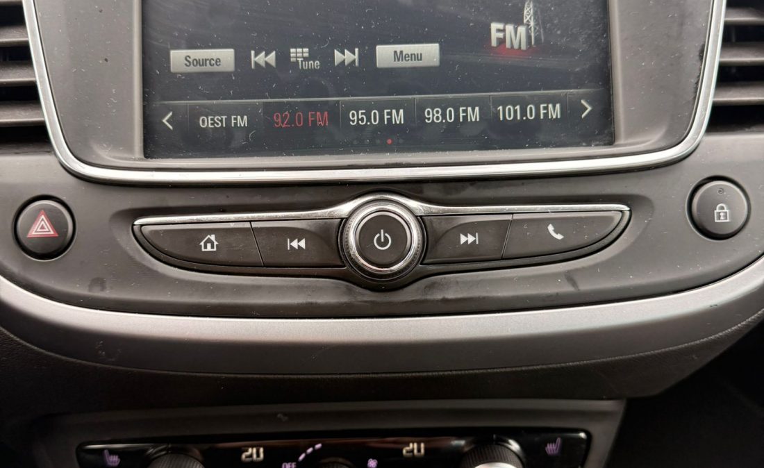 5501ef6c-43ad-48b8-9868-78607676843d